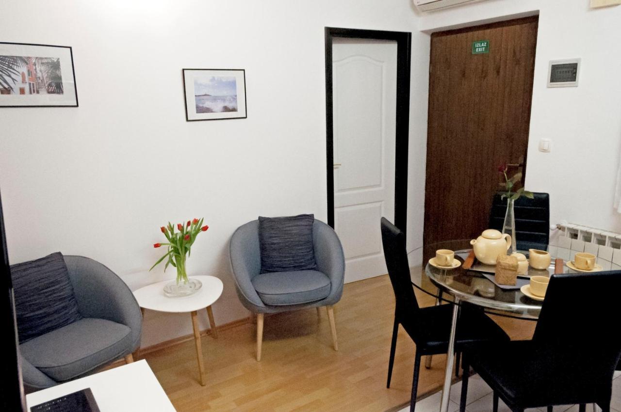 רוביני Apartment Rosa 1 מראה חיצוני תמונה