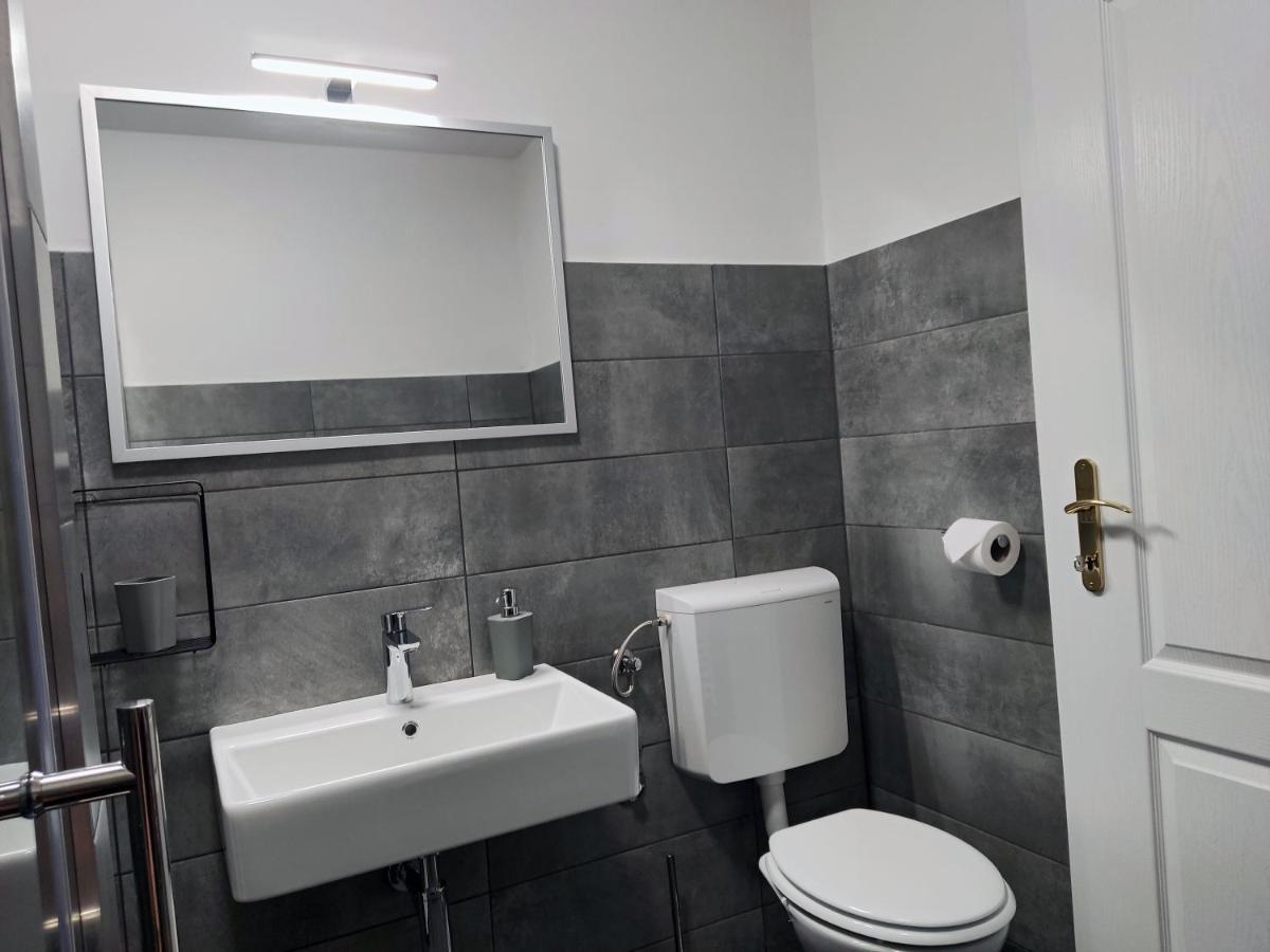רוביני Apartment Rosa 1 מראה חיצוני תמונה